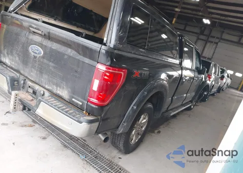 2021 Ford F-150 Xlt z USA, uszkodzony, nr VIN 1FTFW1E85MKD28201